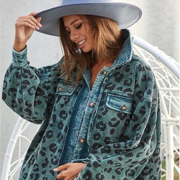 BiBi Jackets & Blazers - Vintage Bibi Washed Leopard Corduroy Button up Jacket Womens L Raw Hem Boho Blue
